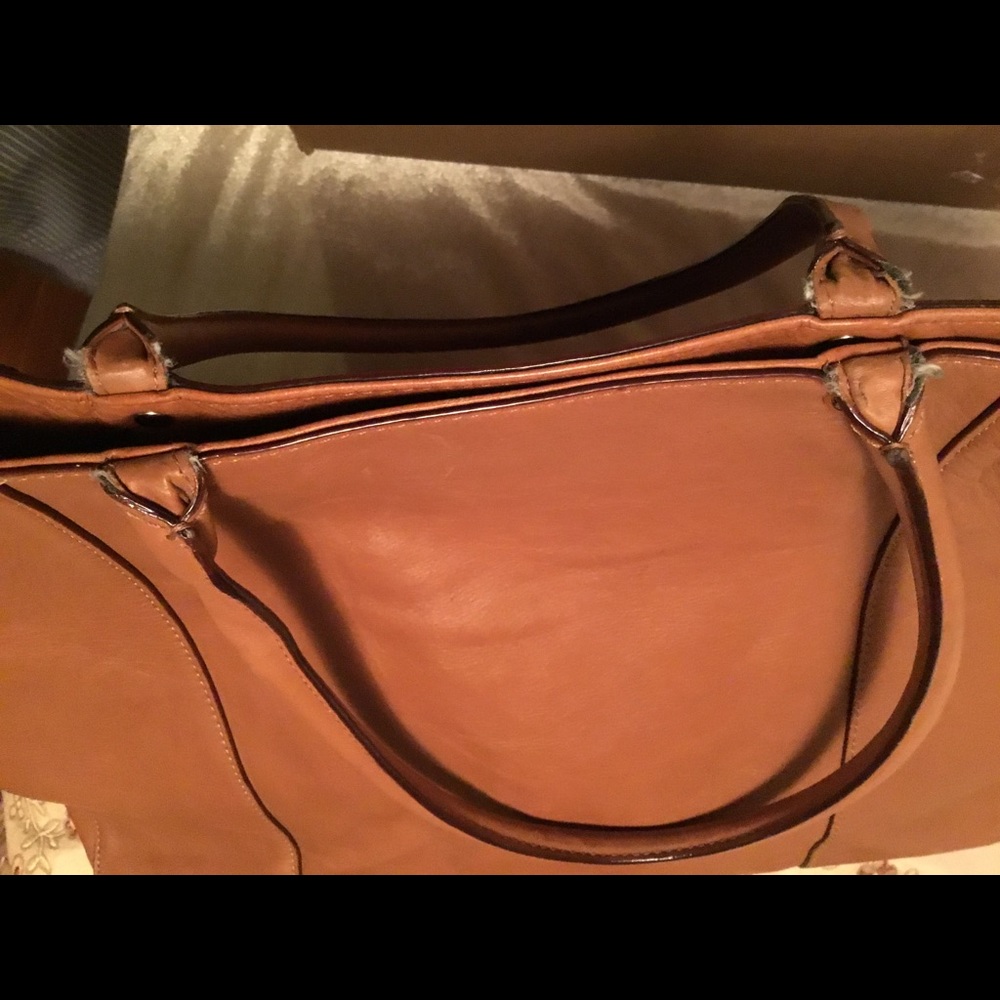 Rebecca Minkoff tote bag roomy spacious good for day to day bag - Picture 6 of 6